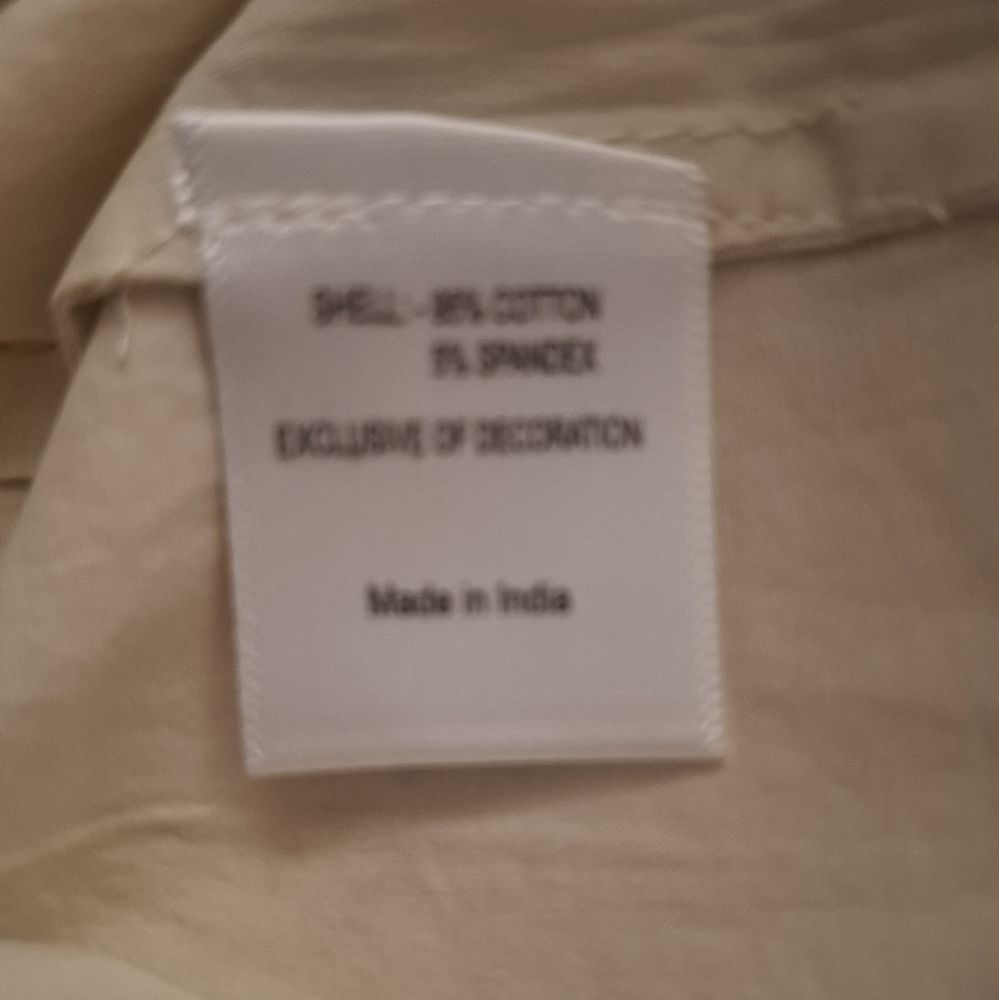 Evereve Smocked Bodice Boho Top Size Medium NWOT - Picture 11 of 11